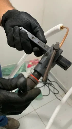 Peça de ar-condicionado