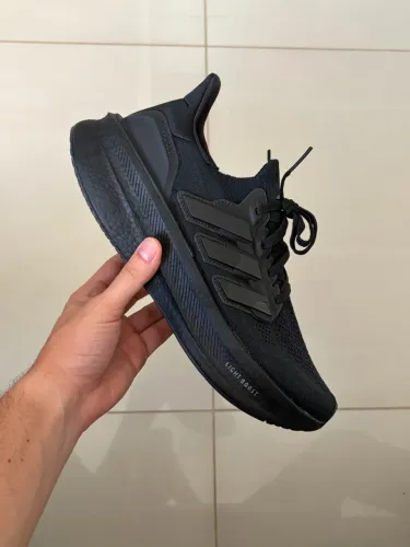 Adidas Ultraboost 5 - 40 (ORIGINAL)
