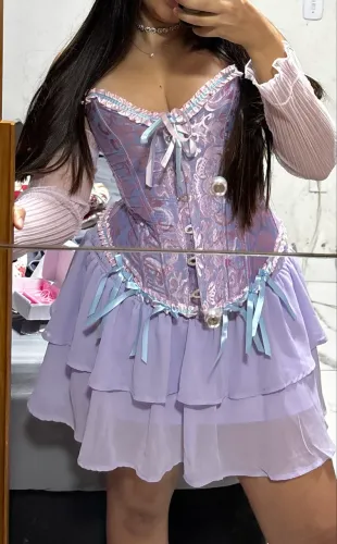 Vendo Fantasia da Rapunzel Nova