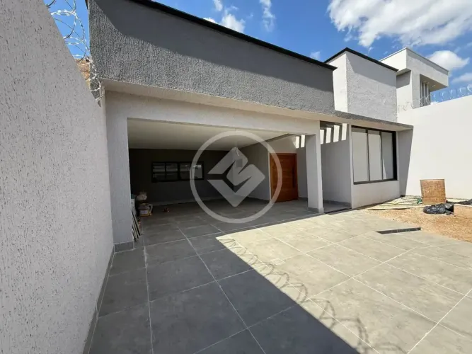 Casa Premium ! Condomínio Fonte das Esmeraldas - Goiânia - Avaliação R$ 1.100,00 por apena