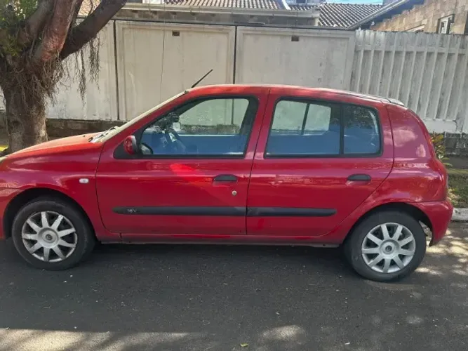 Renault Clio Hi-flex 1.0 16V 5P 2011
