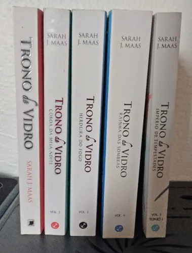 O Trono de Vidro - Coleção Volume 1 ao Volume 4