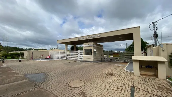 Oportunidade baixou Casa em Condomínio Fechado 3 Quartos, uma suíte, 160 m² R$ 490.000