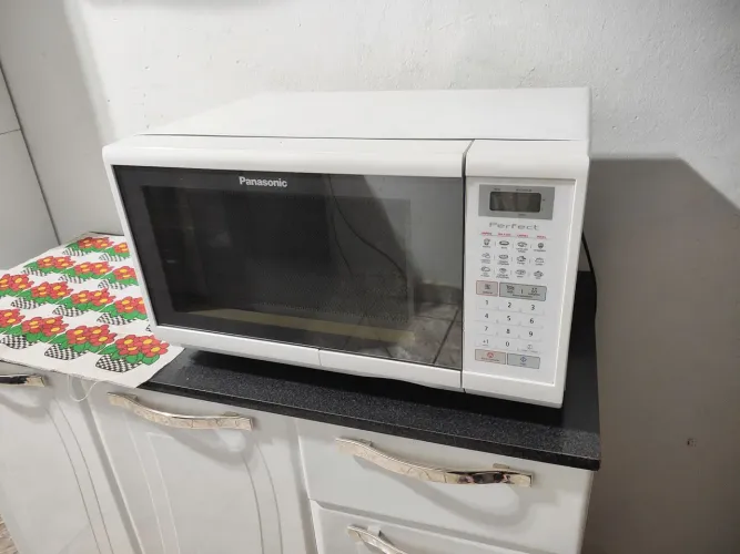 Microondas Panasonic 28 Litros 