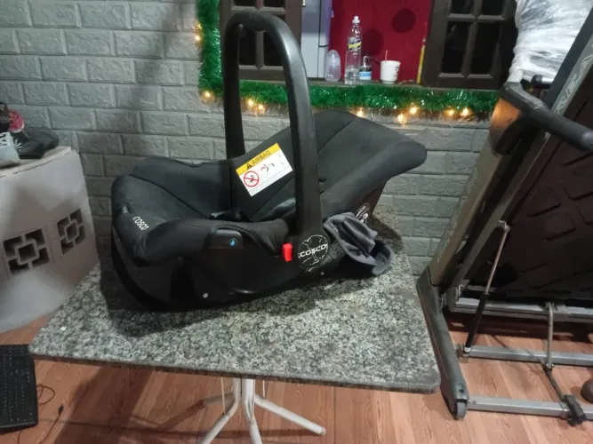Bebê conforto muito novo 