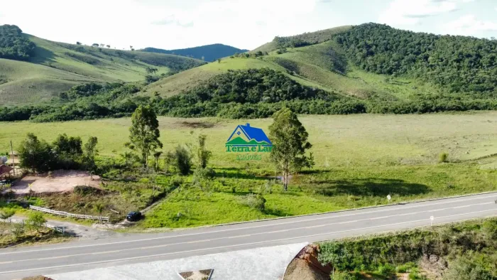 Terreno à venda no trevo de Aiuruoca, MG