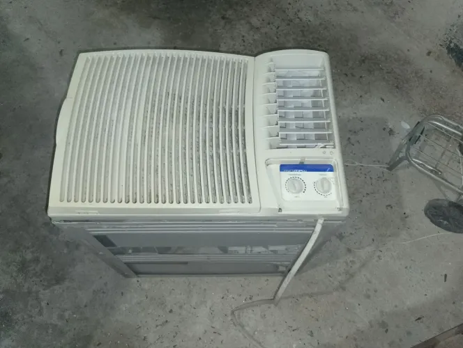 Ar condicionado usado Springer janela 1165 potência  220v