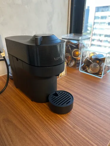 Cafeteira Nespresso Vertuo Pop Preto Clássico