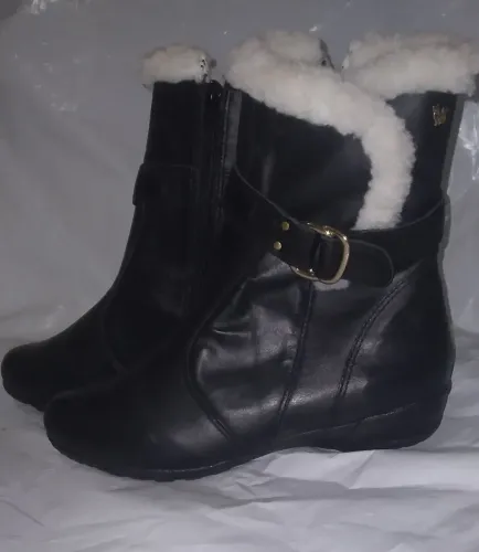 Bota Fiero modelo Vancouver 100% Couro Forro Lä Sintética tamanho 36