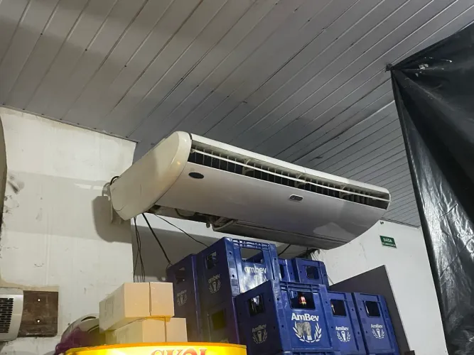 Vendo ar condicionado 36mil btus com avaria 