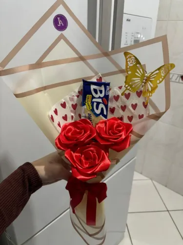Buques de cetim personalizados feitos a mao sob encomenda *)