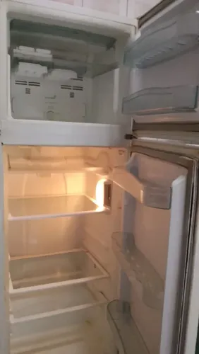 Geladeira da Consul gelo seco bem conservada 800 reais
