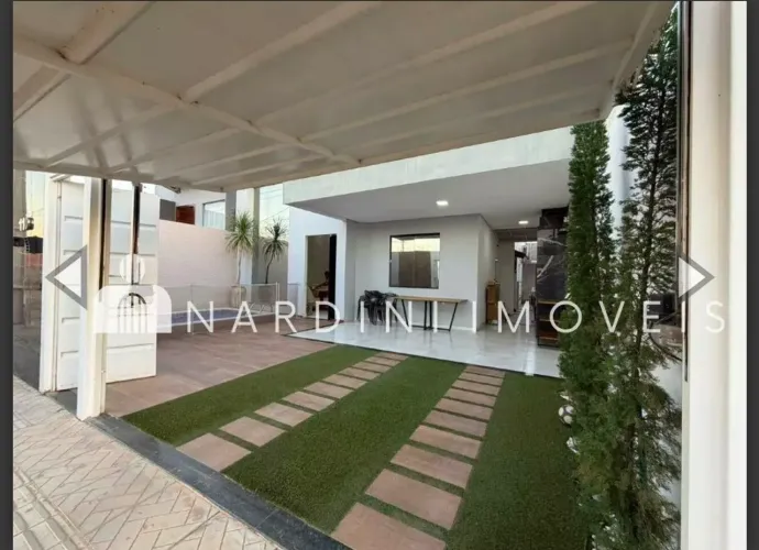 ALUGO CASA MOBILIADA COM PISCINA