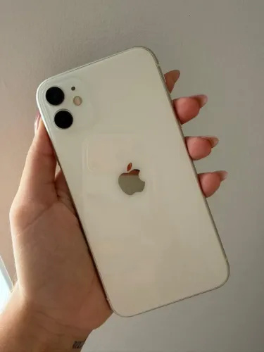iPhone 11 128 GB BRANCO