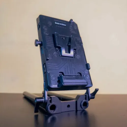Plate para bateria V-mount