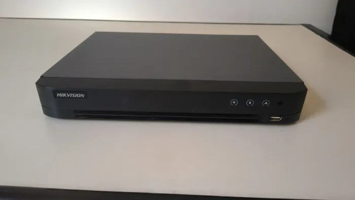 DVR HIKVISION 7208HQHI-M1/S
