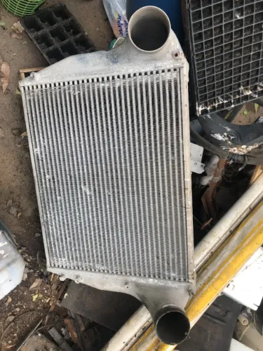 Intercooler Mercedes-Benz L1630 1620