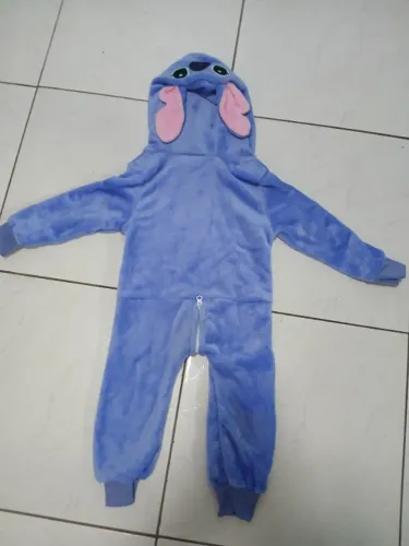 Fantasia stitch infantil