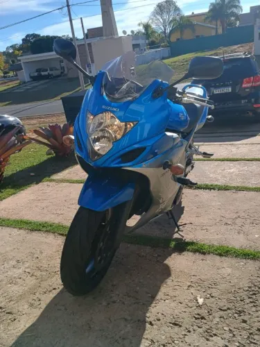 Moto Suzuki GSX650F