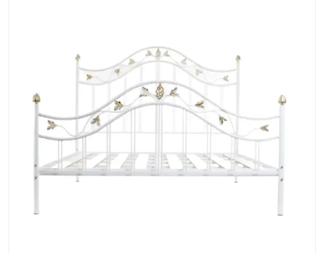 Cama de ferro solteiro branca modelo Sophia