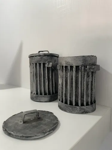 Latas de Lixo 1/10. Diorama. Garbage Can. Action Figures.