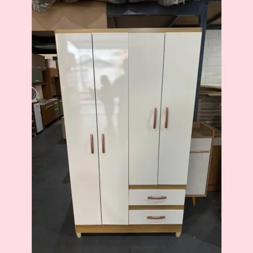 Guarda roupa 4 portas - entrego Curitiba e região 