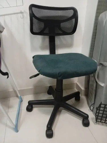 Cadeira de escritório resistente