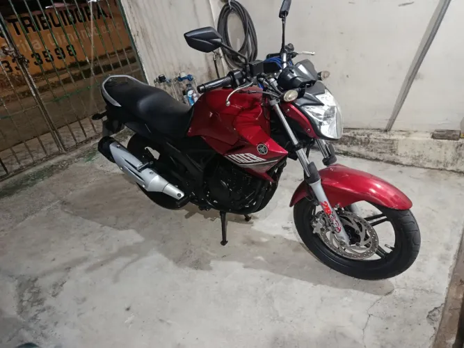 Fazer 250 ótimo estado/cartão até 18x