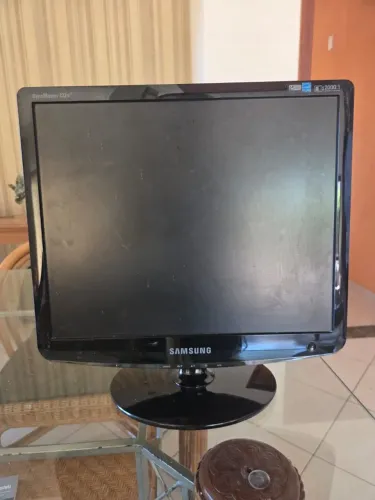 Vendo monitor Samsung 17 polegadas