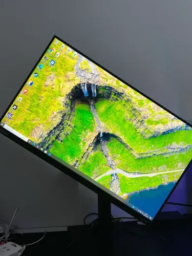 Monitor Odyssey 24 Polegadas