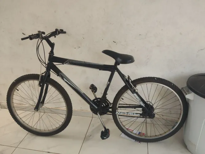 Bicicleta aro 26 com marcha