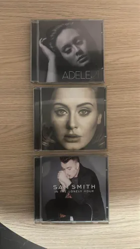 Lote de CDs Adele e Sam smith