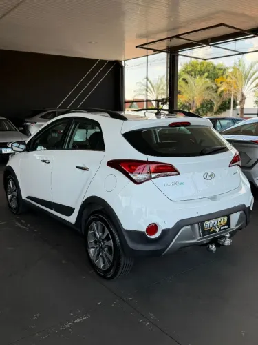 Hyundai HB20X Premium 1.6 Flex 16V Aut. 2016