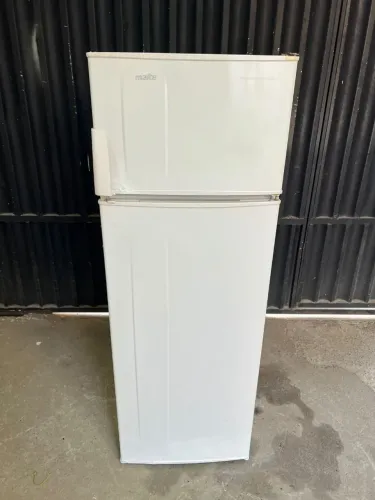 Geladeira Esmaltec gelo seco 300litro 