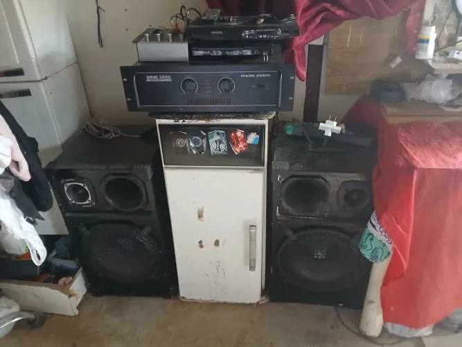 Amplificador Mark audio 2400