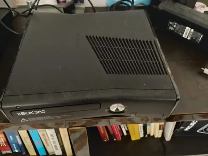 Xbox 360 + Kinect + controle - desbloqueado e com jogos