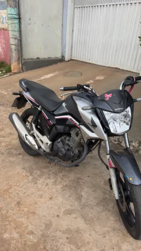 Honda CG Titan 160 22/23 - 21 mil KM, Única Dona, Impecável!