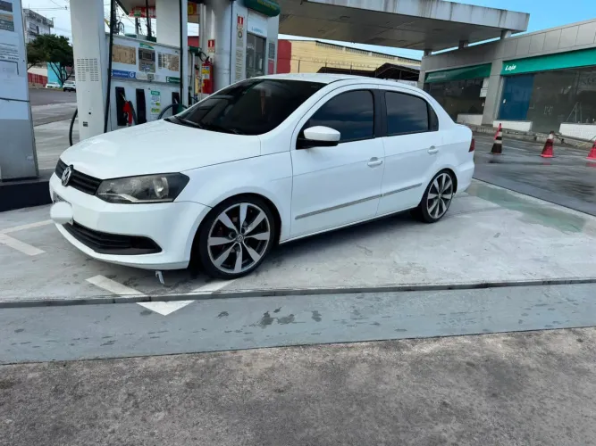 Volkswagen Voyage 1.0/1.0 City MI Total Flex 8V 4P 2013