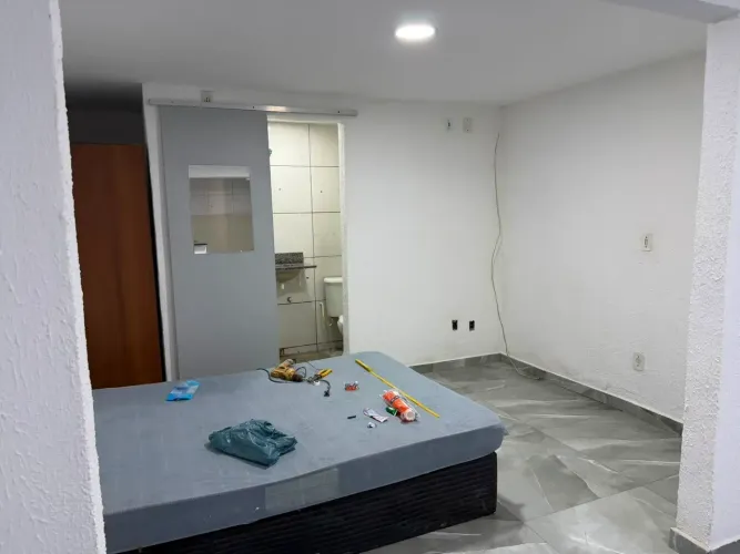 Aluga-se kitnet em Maravista Itaipu com água e luz inclusos