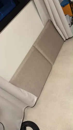 Cabeceira Casal Estofada em Linho (Fixação na Parede) - Nova