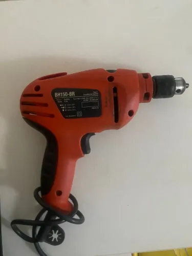 Furadeira Black Decker