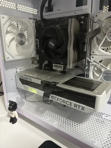Pc gamer com rtx 4060 ti 16gb de vram