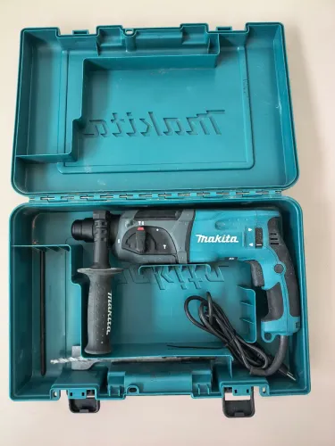 Furadeira SDS Makita completa