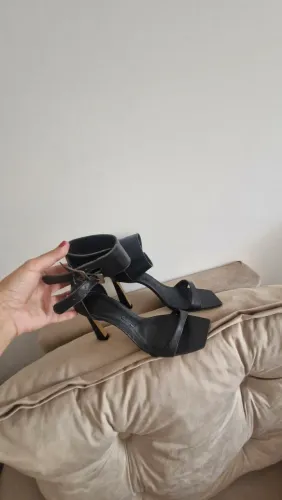 Desapego de Sapatos - Ótimos Preços