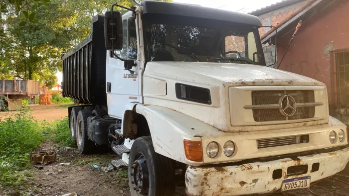 Caminhão 2638 Mercedes 