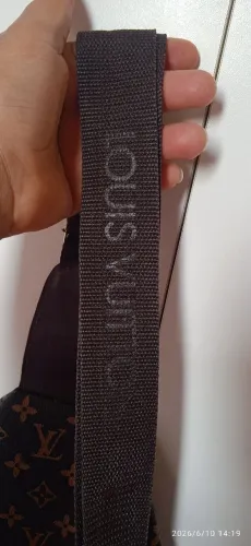 Bolsa semi-nova e original da Louis Vuitton