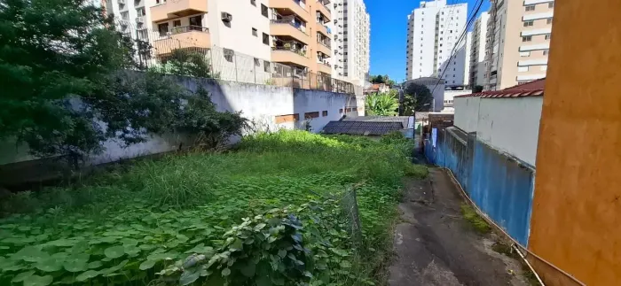 Terreno para Alugar no Centro de Florianópolis.