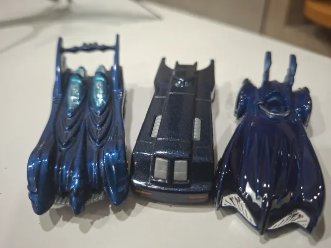 3 x 1 batmovel cor azul hotwheels