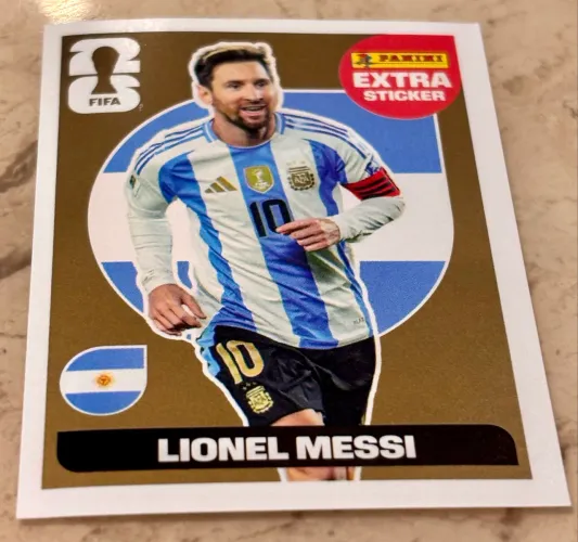 Panini Extra Sticker - Lionel Messi (GOLDEN)