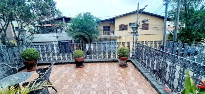 Casa para alugar, com 5 dormitórios, sendo 3 suites, de 300m², jardim, segurança, Ar